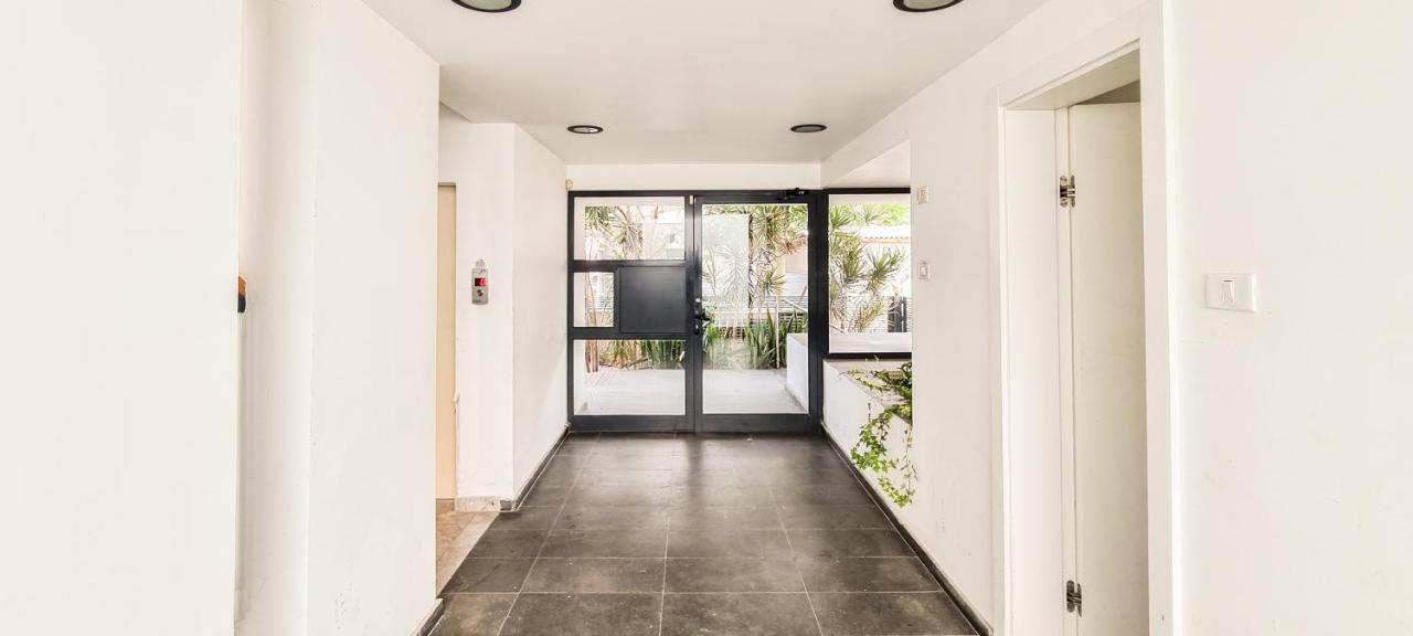 Bnbisrael Apartments - Kalisher Ophrys Tel Aviv Exteriör bild
